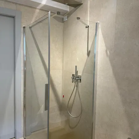 Alfieri1 - Netflix-parking-supermarket-centro Bergamo