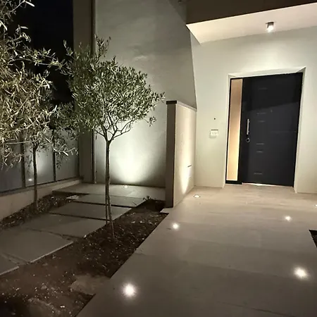 Alfieri1 - Netflix-parking-supermarket-centro Apartment *