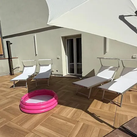 Alfieri1 - Netflix-parking-supermarket-centro Appartement Bergame