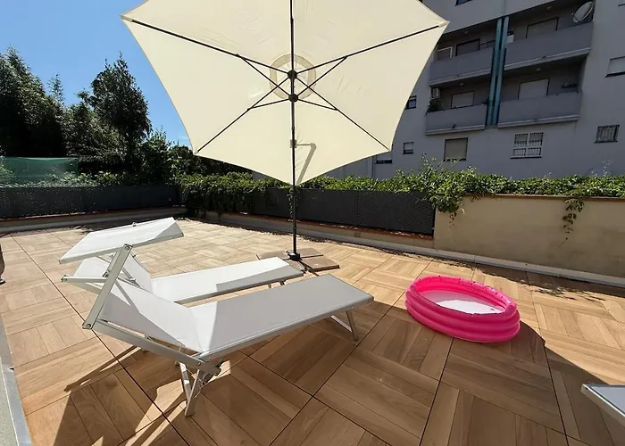 Alfieri1 - Netflix-parking-supermarket-centro *