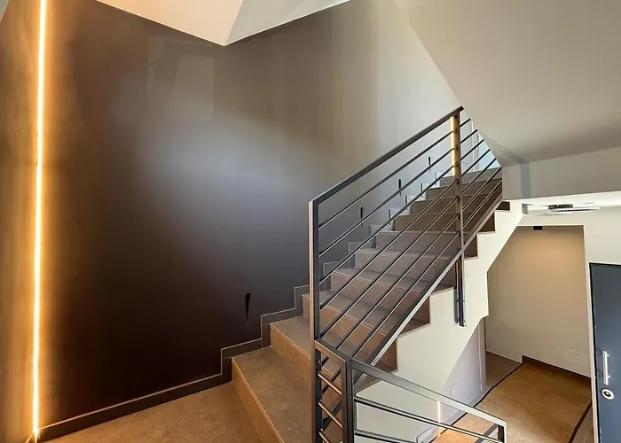 Alfieri1 - Netflix-parking-supermarket-centro Apartamento Bérgamo